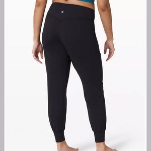Lululemon Align High Rise Jogger *Pockets*